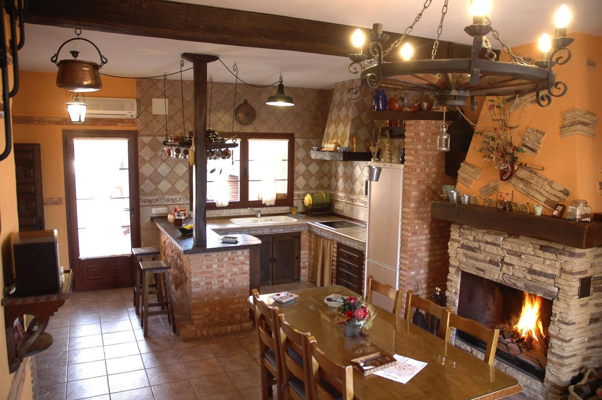 Casa Rural De Estilo Rustico Con Spa อัลมาโกร ภายนอก รูปภาพ