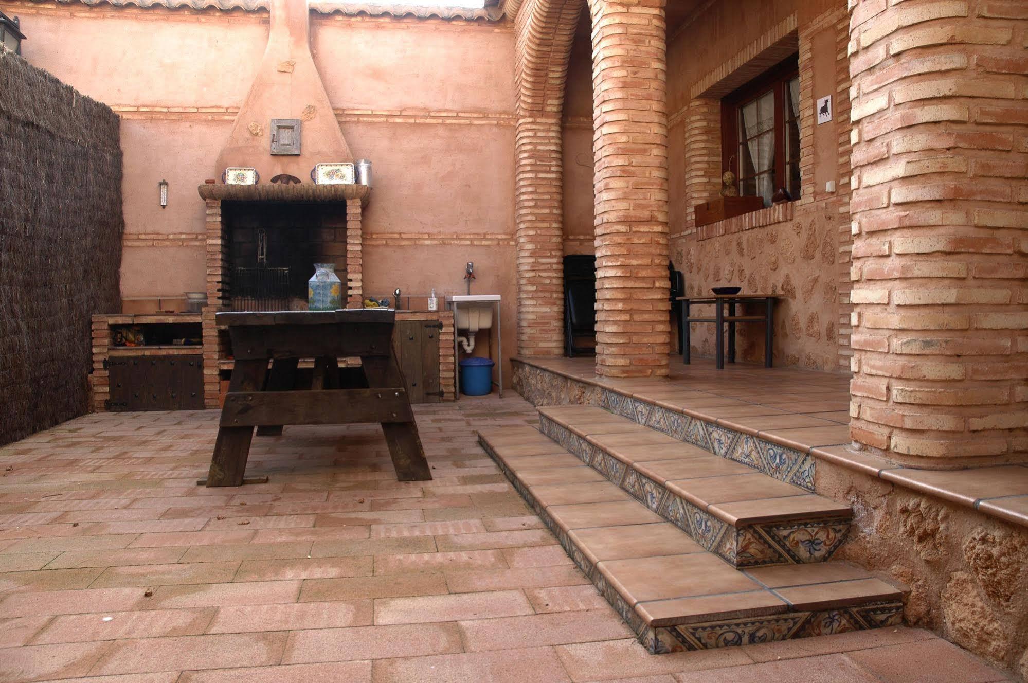 Casa Rural De Estilo Rustico Con Spa อัลมาโกร ภายนอก รูปภาพ