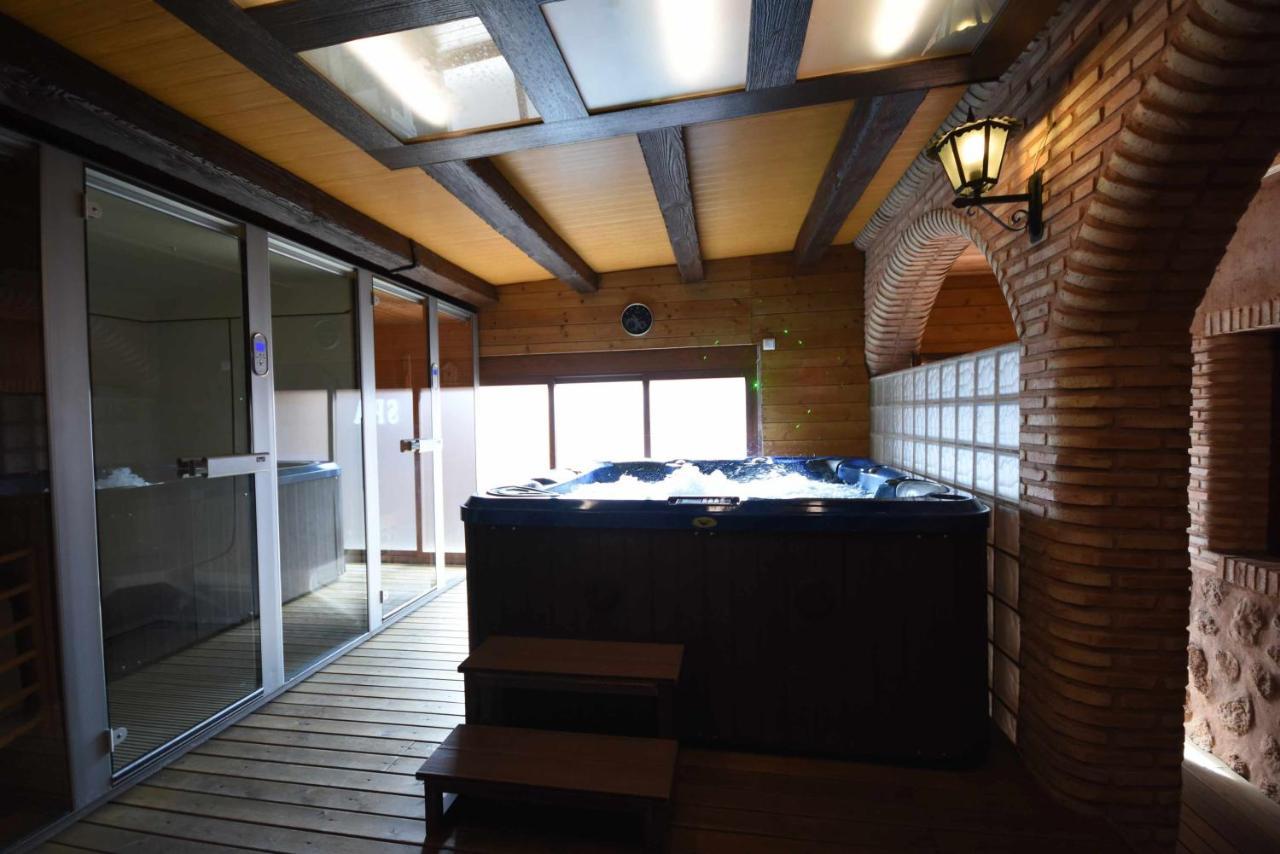 Casa Rural De Estilo Rustico Con Spa อัลมาโกร ภายนอก รูปภาพ