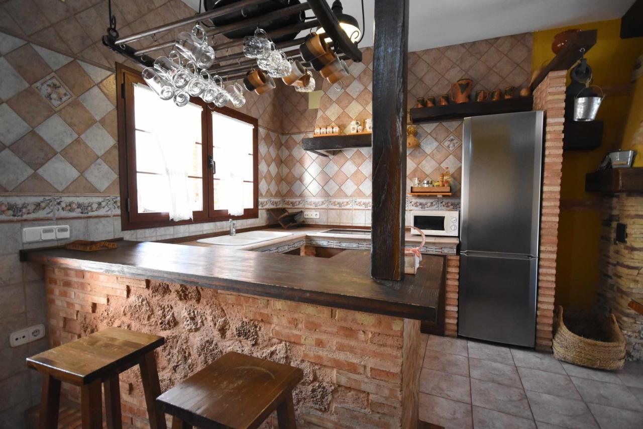 Casa Rural De Estilo Rustico Con Spa อัลมาโกร ภายนอก รูปภาพ
